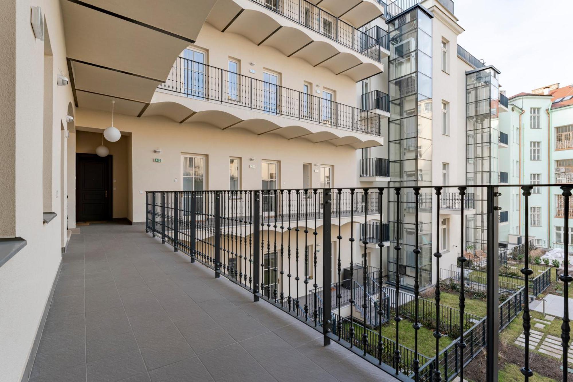 Visit Oomph Apartment *